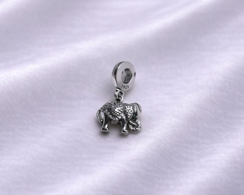 Pendentif éléphant