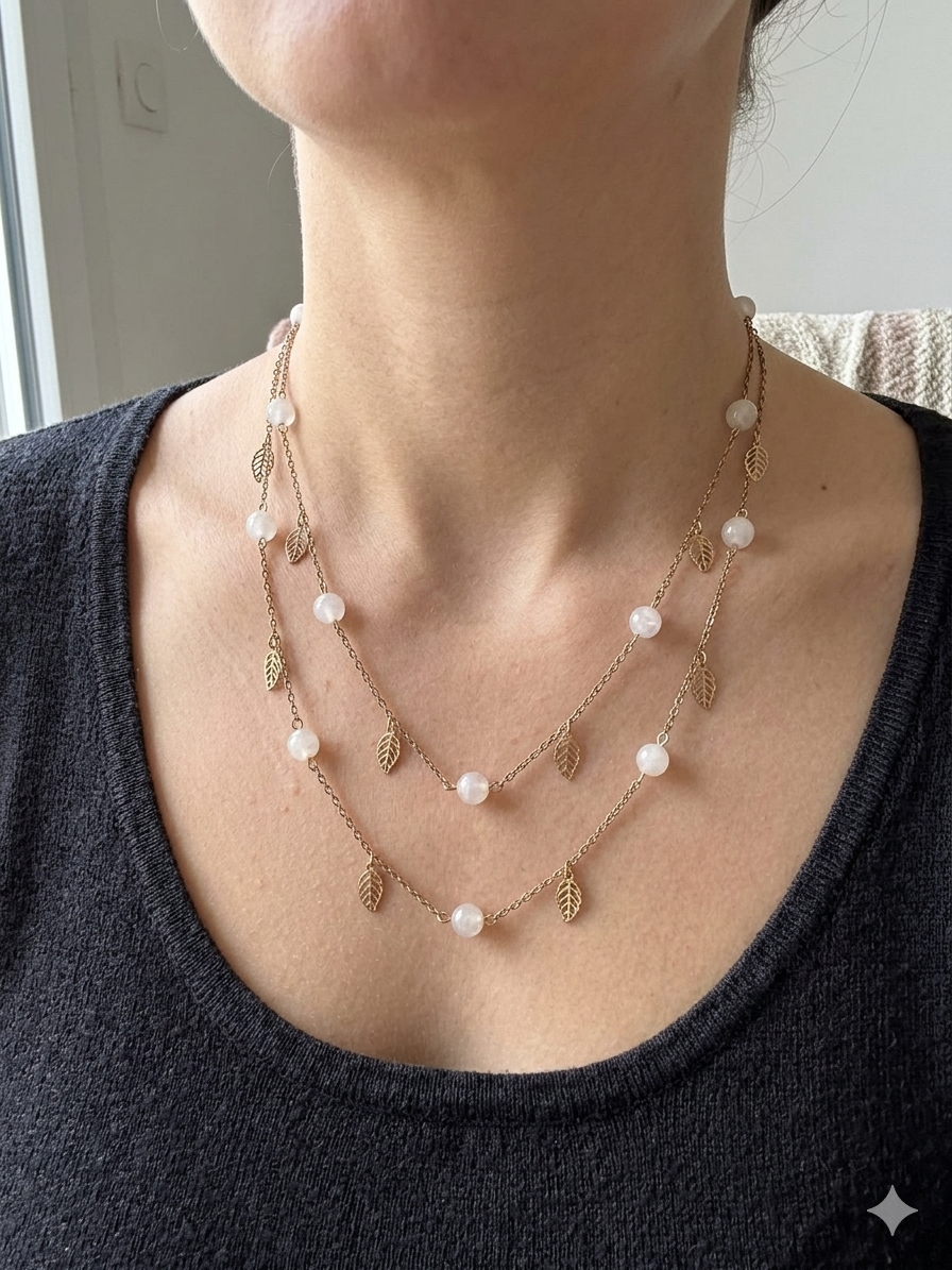 Collier Double Rang en Jade Blanche et Feuillage Or "Nymphéa"