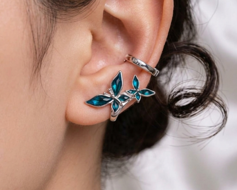 Boucles d’Oreilles Elyra – Papillons Enchantés en Argent S925